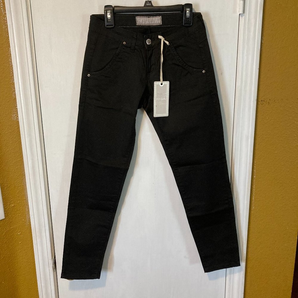 Fly Girl women's size 25 lightweight material stretch skinny tapered crop pants